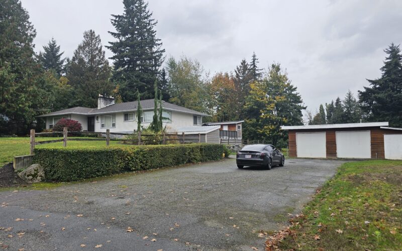 33385 Hawthorne Ave, Abbotsford Development Land - 1 Acre Site - 33385 Hawthorne Ave, Abbotsford